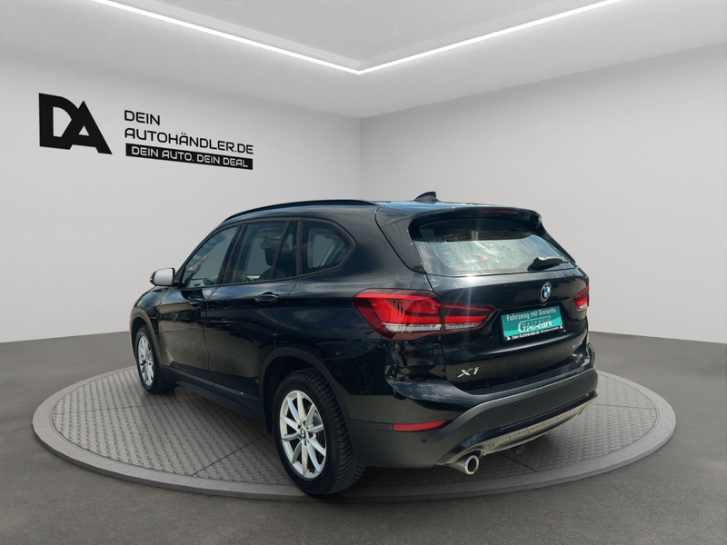 BMW X1 sDrive 18 I Advantage*AUT*AHK*LED* — photo 4