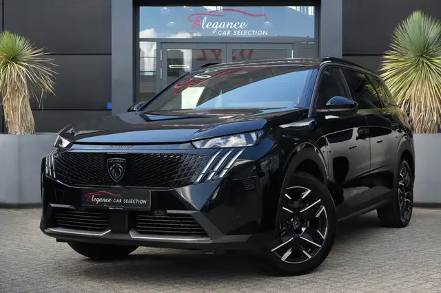 Peugeot 5008 1.2 Hybrid 145 GT 7p 145pk Stoelverwarming/Navigat