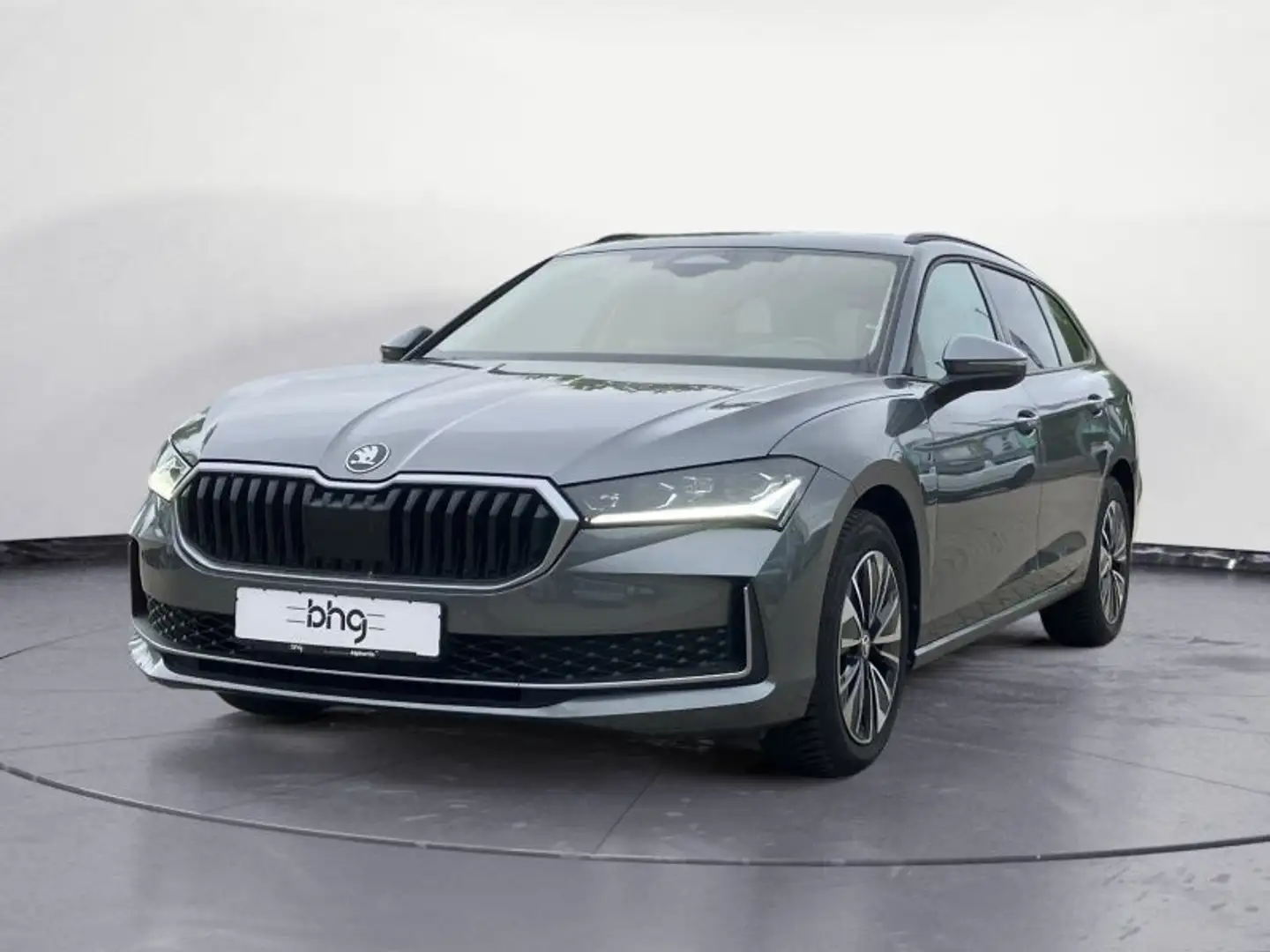 Skoda Superb Combi 2.0 TDI DSG Selection Grau - 2