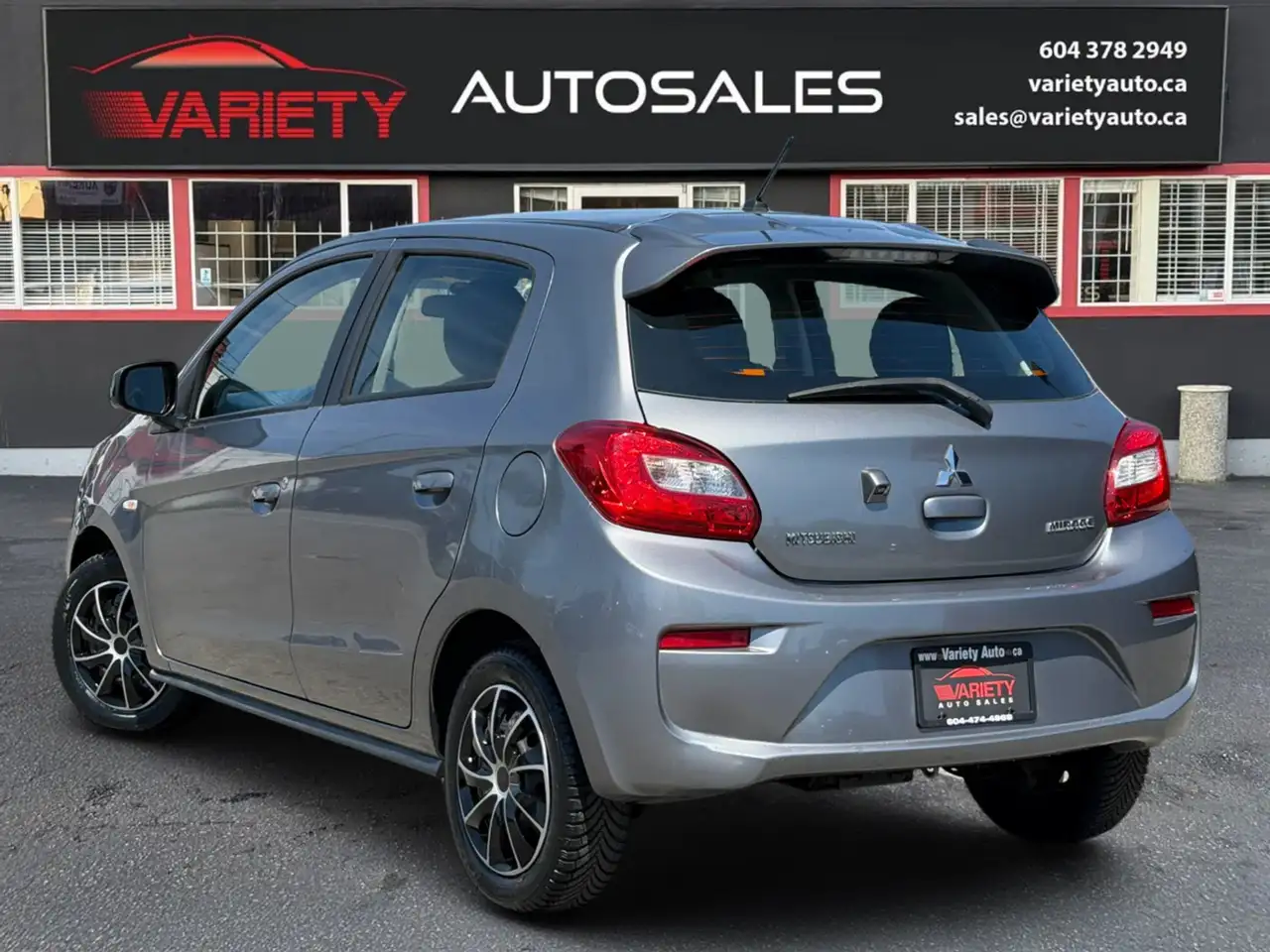 Mitsubishi Mirage снимка Mitsubishi Mirage