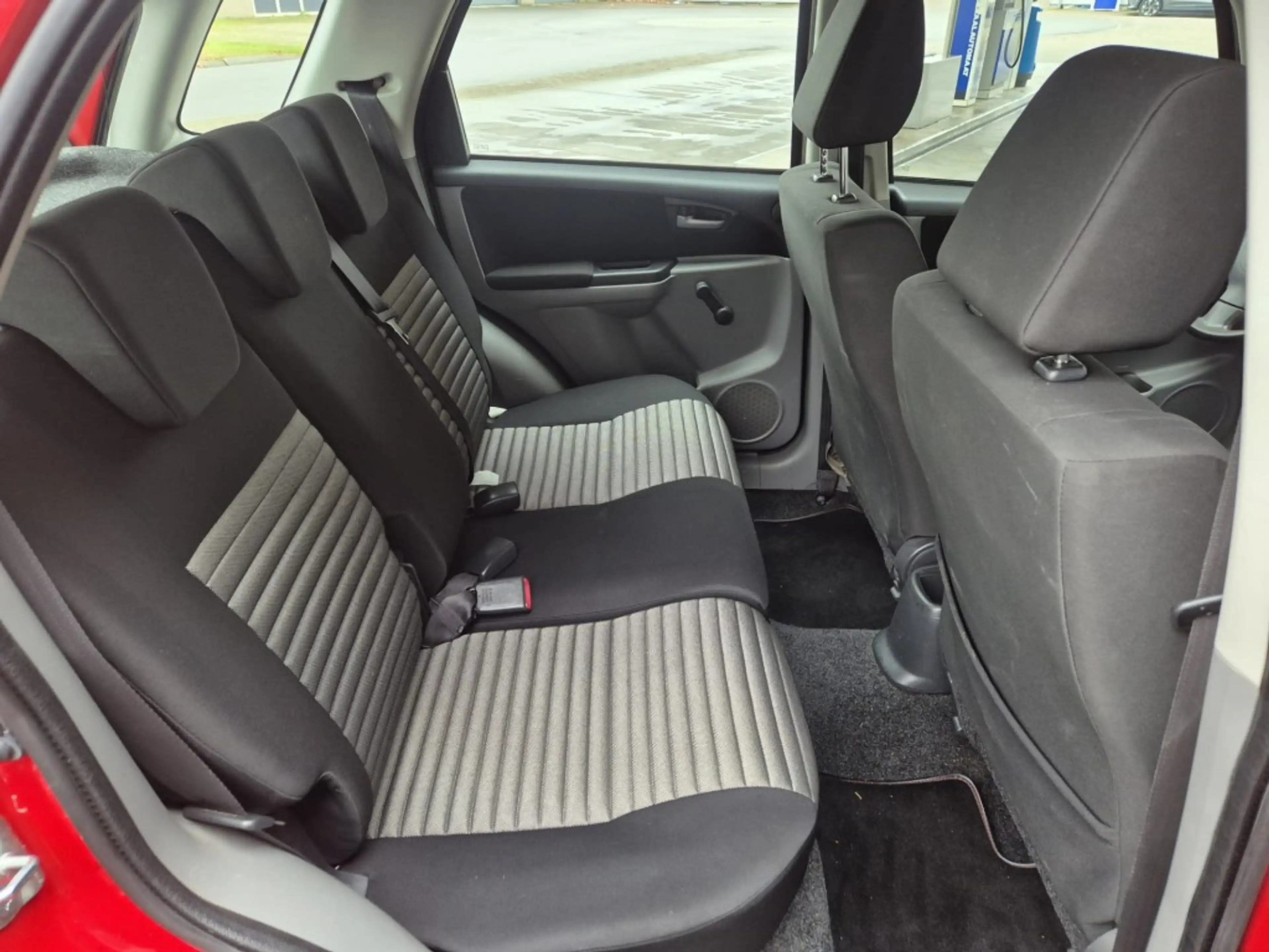 Suzuki SX4 1.5 BASE — photo 12