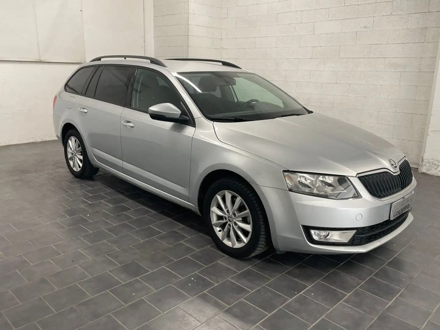 Skoda Octavia 1.6 TDI CR 105 CV Wagon Ambition-UNIPRO Grigio - 1