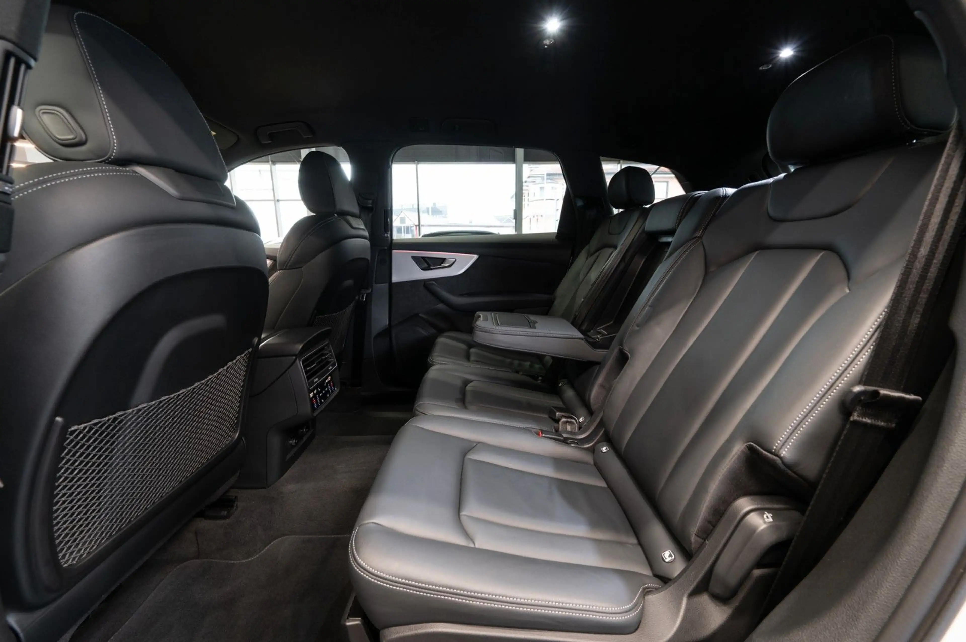 Audi SQ7 4.0 TFSI quatt|HEAD-UP|LASER|STDHZ|22-ZOLL — photo 13