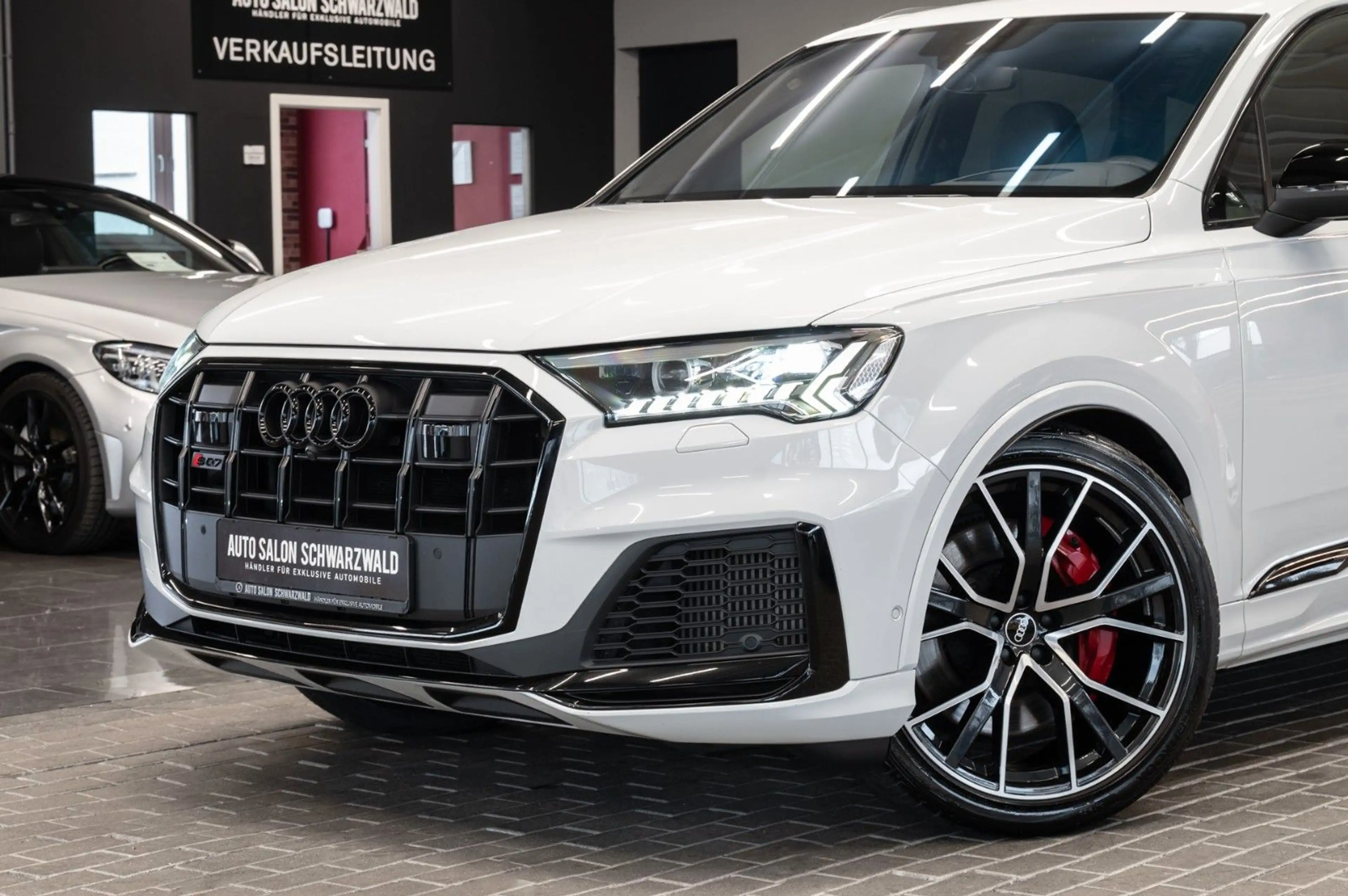 Audi SQ7 4.0 TFSI quatt|HEAD-UP|LASER|STDHZ|22-ZOLL — photo 3