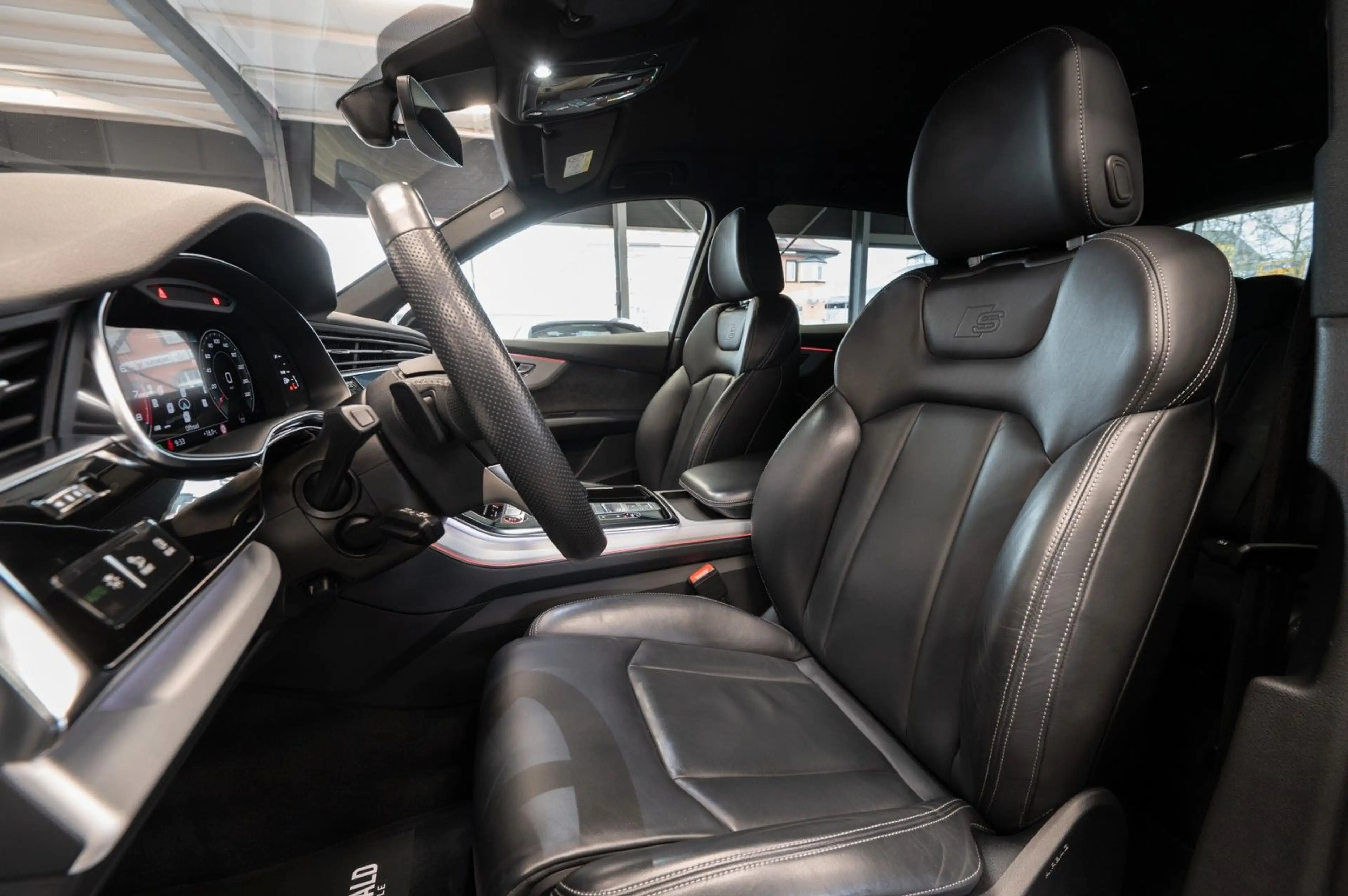 Audi SQ7 4.0 TFSI quatt|HEAD-UP|LASER|STDHZ|22-ZOLL — photo 12