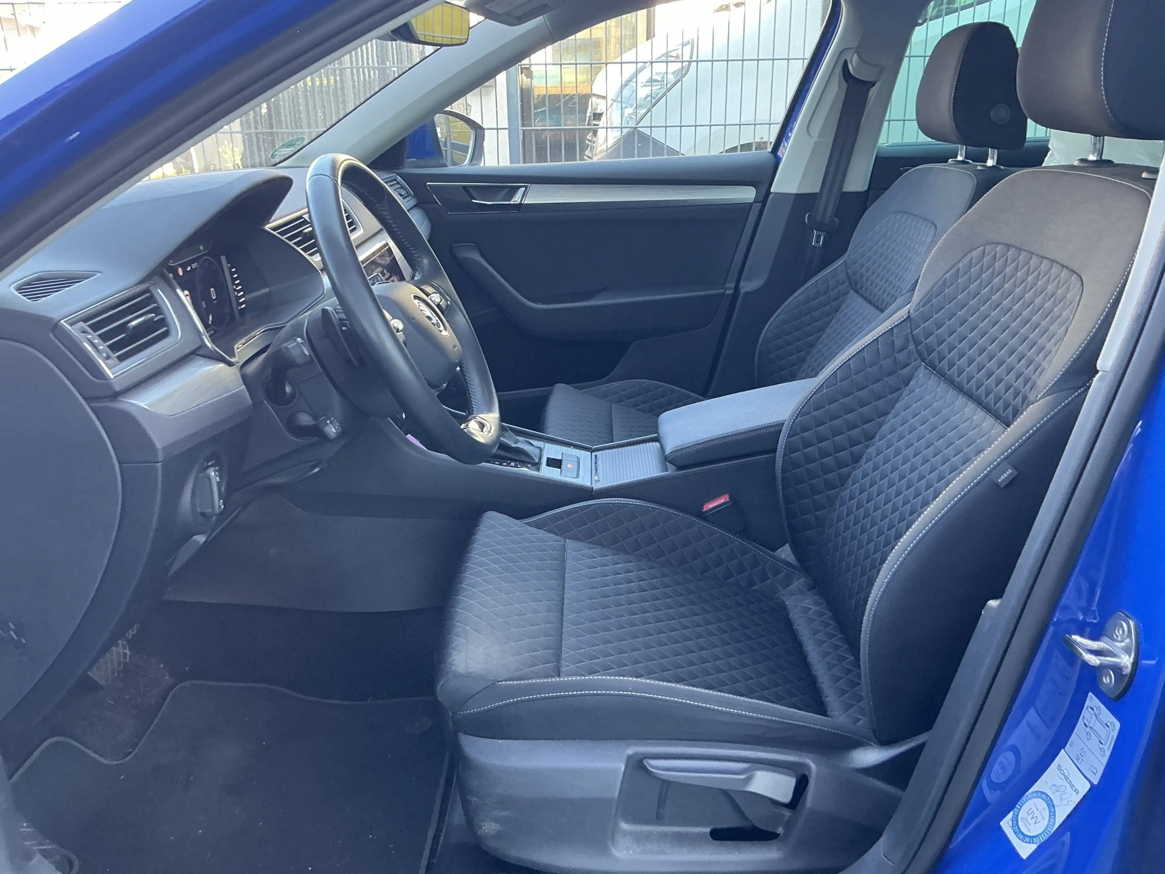 Skoda Superb Ambition iV Navi dig.Cockpit ACC SHZ LED — photo 7