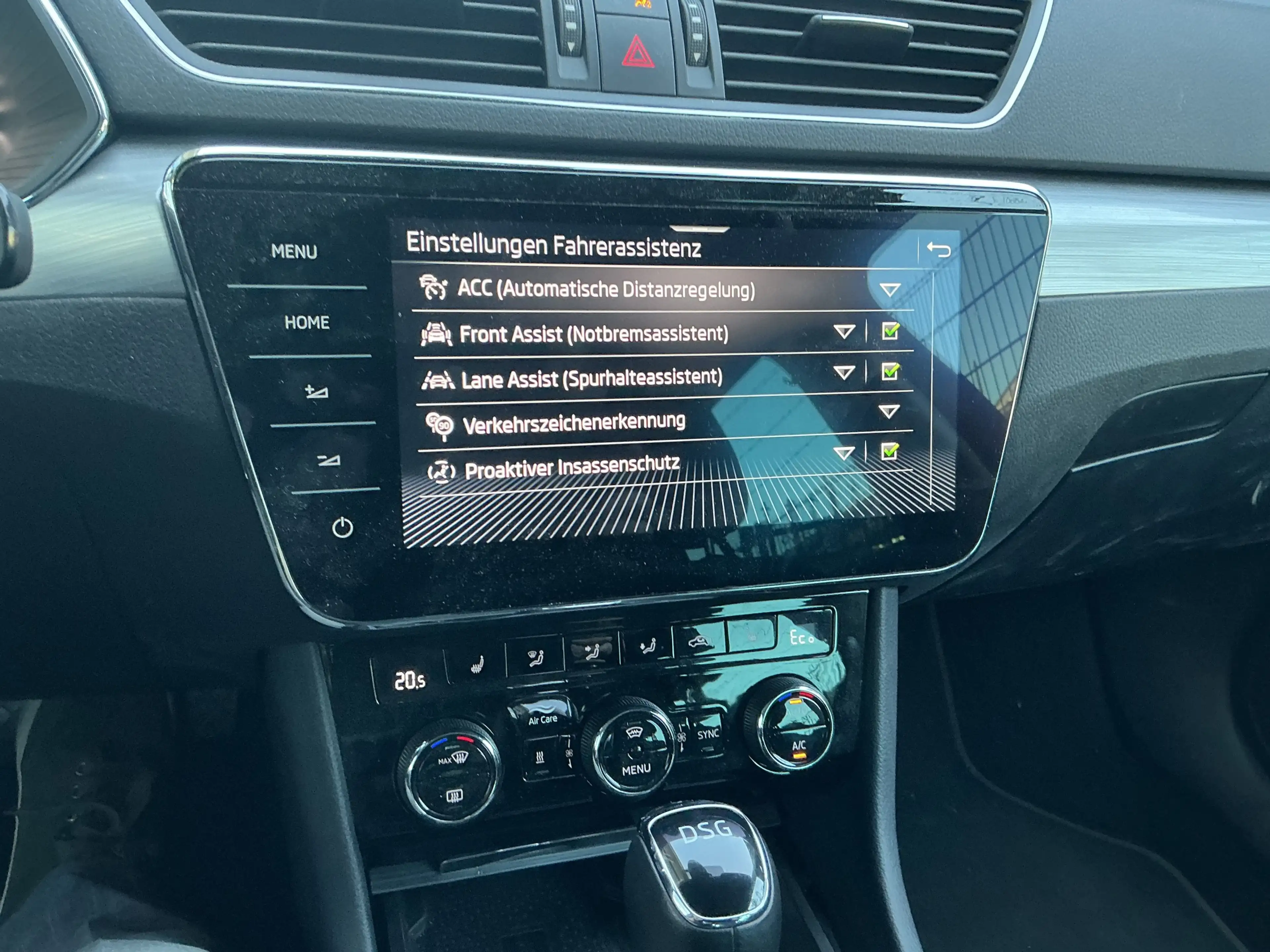 Skoda Superb Ambition iV Navi dig.Cockpit ACC SHZ LED — photo 14