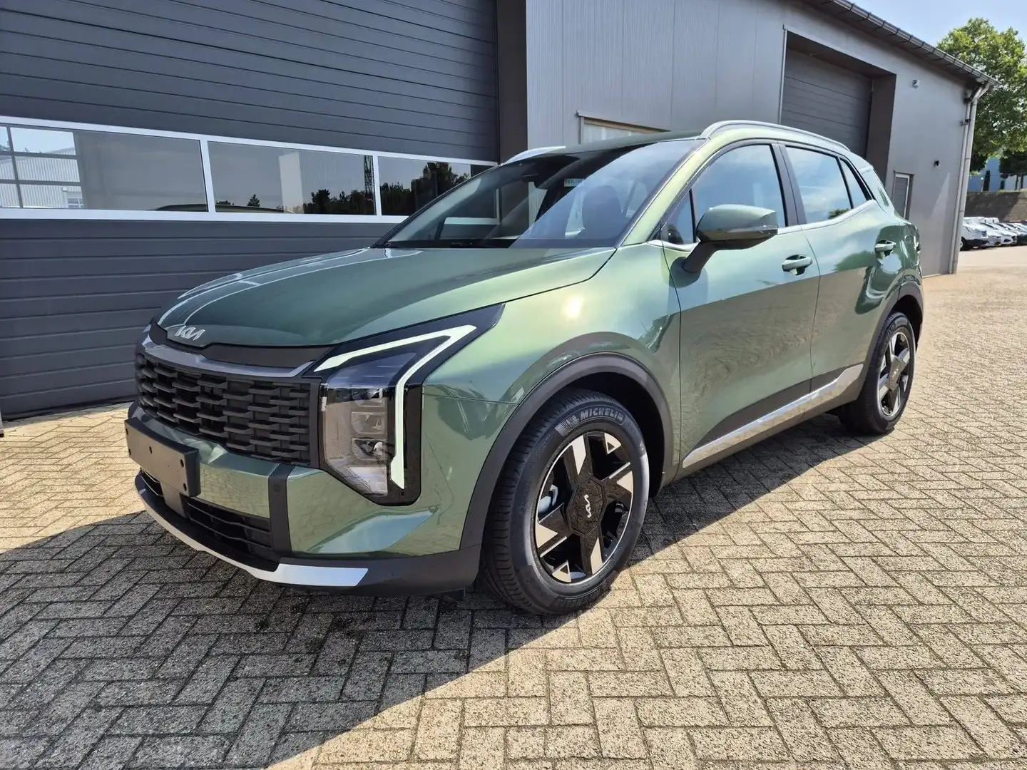 Kia Sportage 1.6 T-GDI MHEV Vision NEUES MODELL Grün - 1