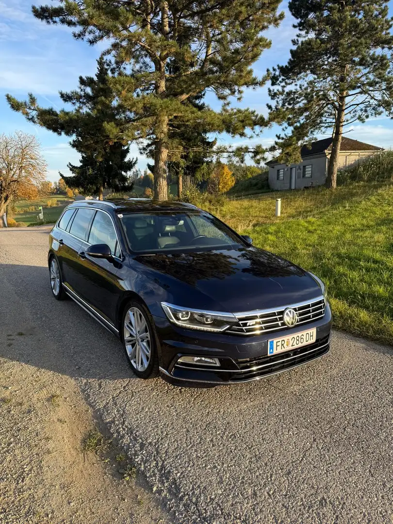 Volkswagen Passat Variant Highline TDI SCR DSG Blau - 1