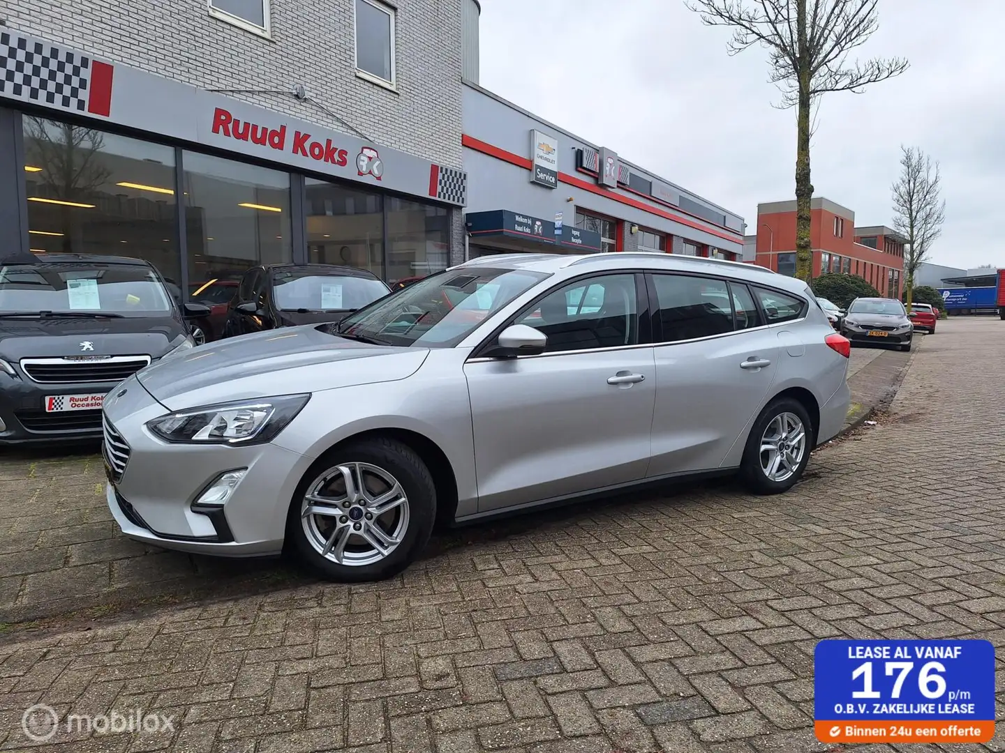 Ford Focus WAGON 1.0 ECOBOOST TREND EDITION BUSINESS Grau - 1