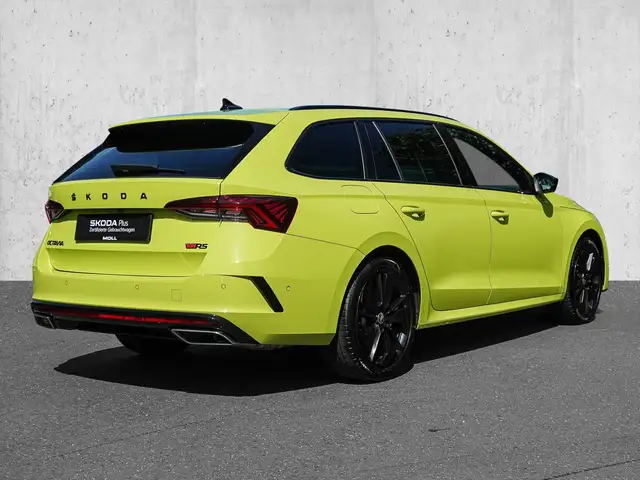 Skoda Octavia view 4