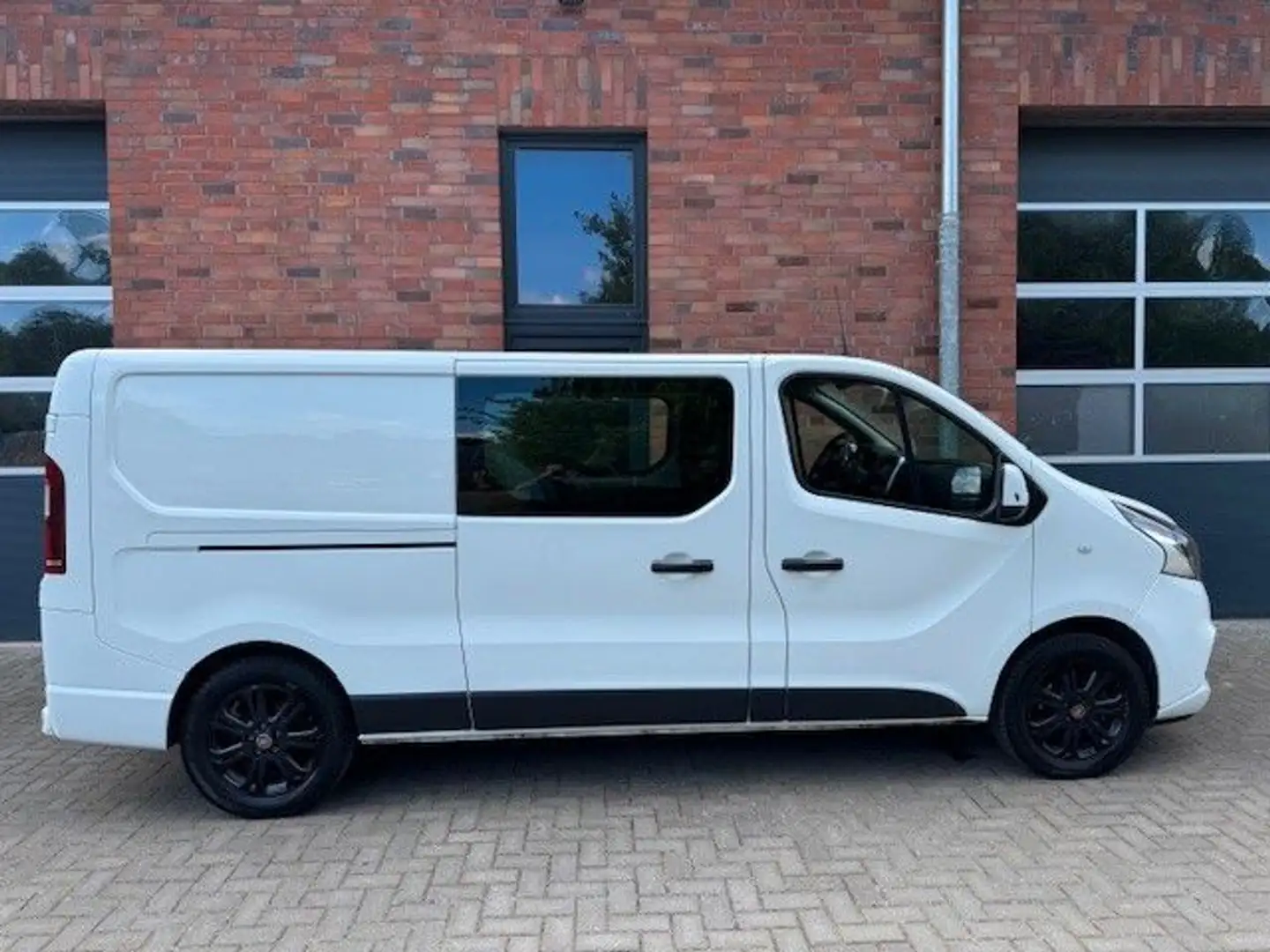 Fiat Talento Kasten L2H1 DoKa 145 ECOJET,6-SITZE Blanc - 1