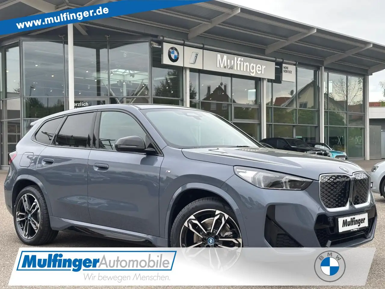 BMW iX1