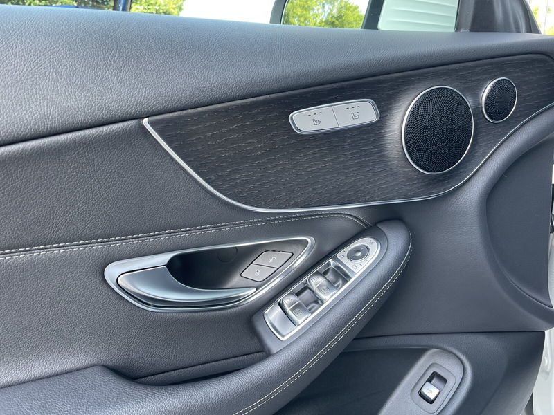 Mercedes-Benz C 400 C 400 4M AMG Cabrio*Multi*Distr* Cam*AHK*Carplay — photo 10