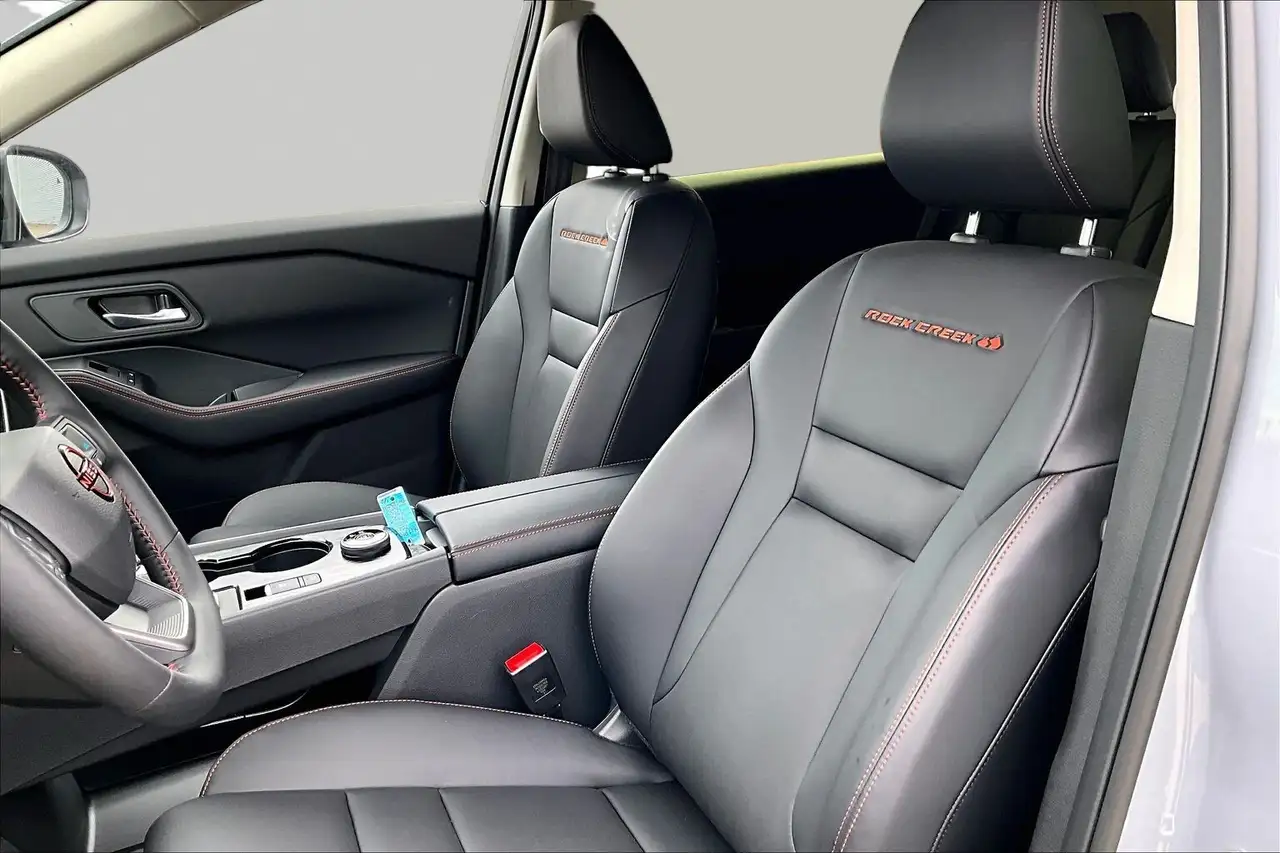 Nissan Rogue photo Nissan Rogue