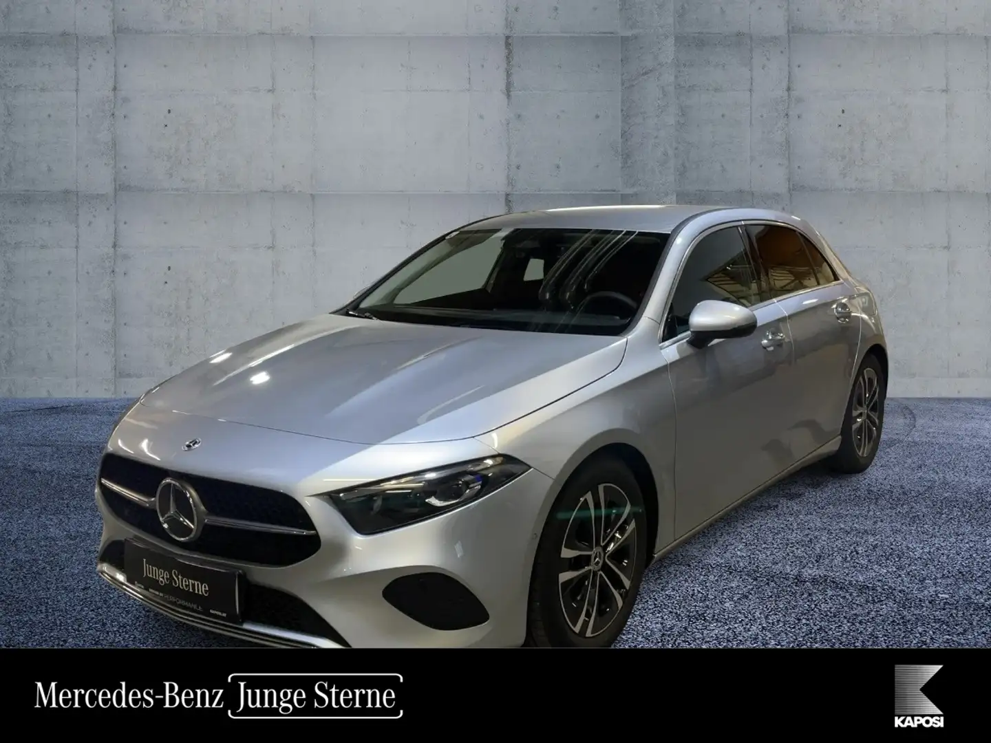 Mercedes-Benz A 200 d Kompaktlimousine Österreich-Edition Progressive Zilver - 1