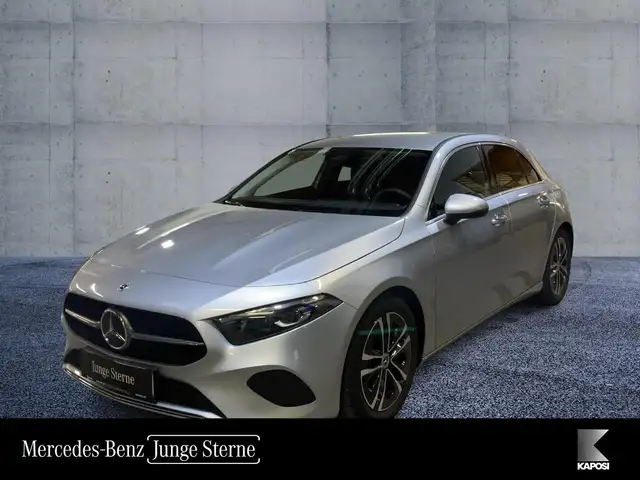 Mercedes-Benz A 200 d Kompaktlimousine Österreich-Edition Progressive