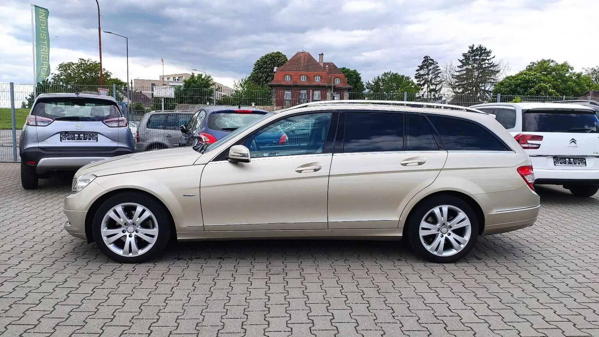 Mercedes-Benz C 220 CDI Xenon+Klima+PDC+Alufelgen+Winterräder Beige - 2