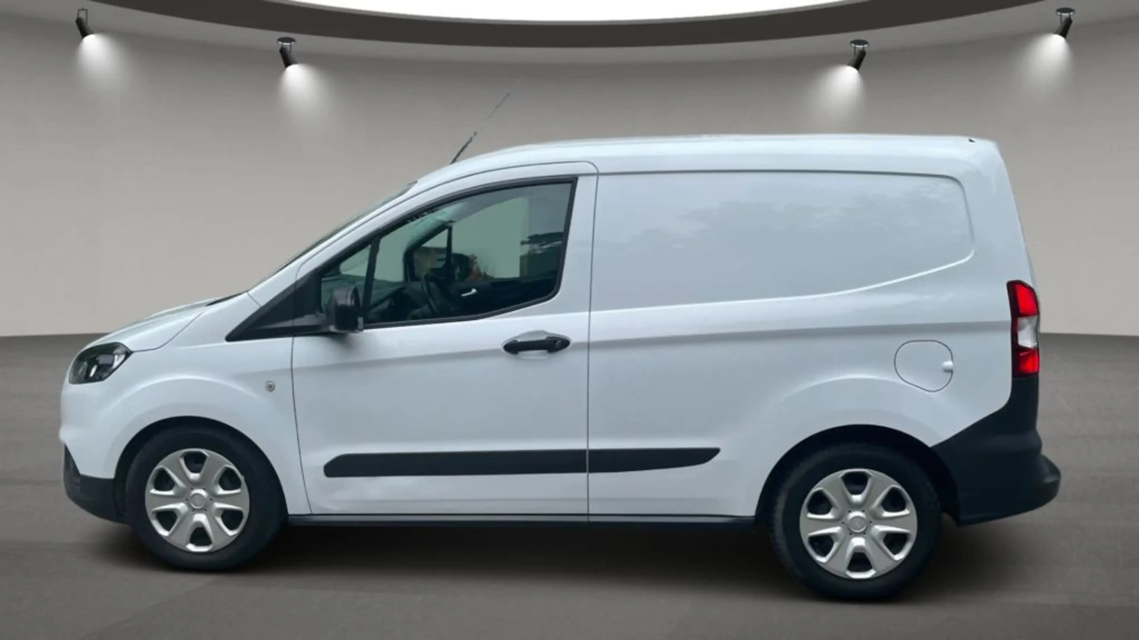 Ford Transit Courier S&S Trend — photo 6