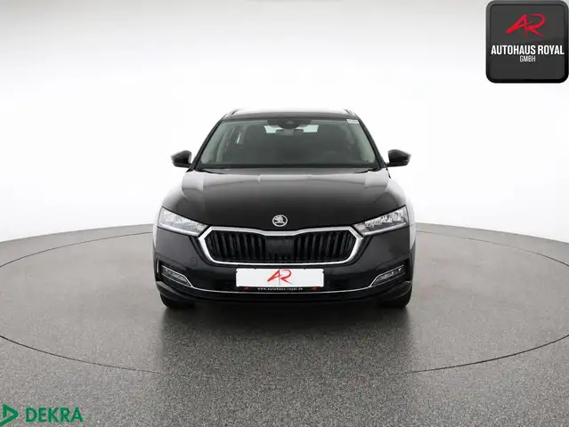 Skoda Octavia view 8