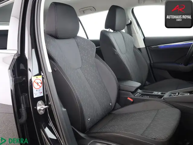 Skoda Octavia view 11