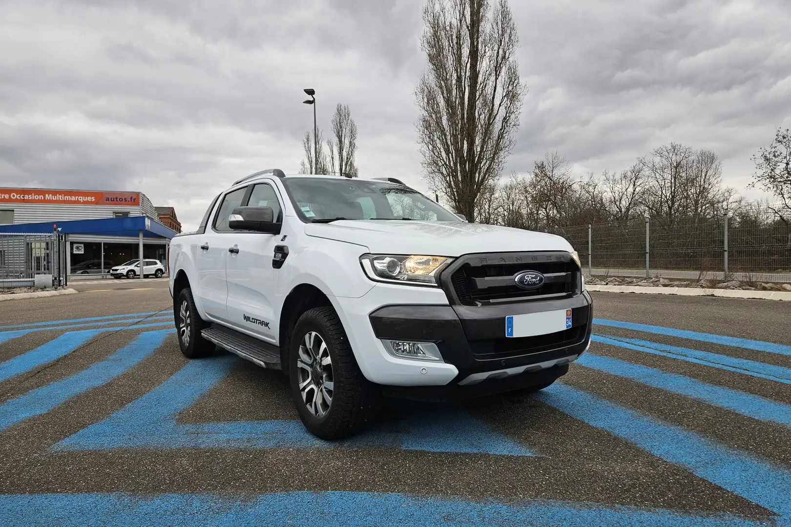 Ford Ranger Ranger 3.2 TDCi 200 - BVA CABINE DOUBLE Wildtrak Biały - 2