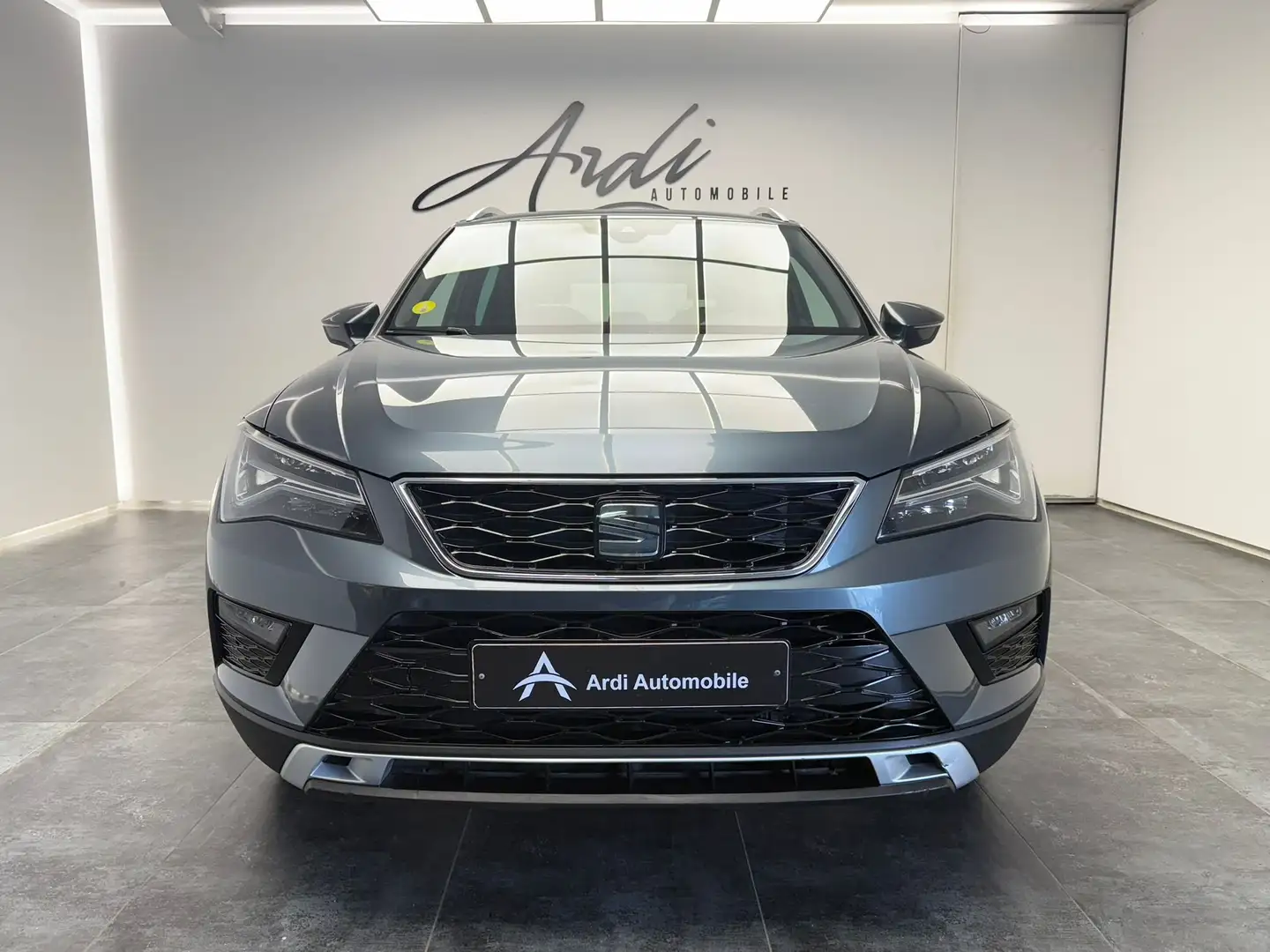 SEAT Ateca 1.6 CR TDI  Xcellence *GARANTIE*1ER PROP*CARPLAY* Gris - 2