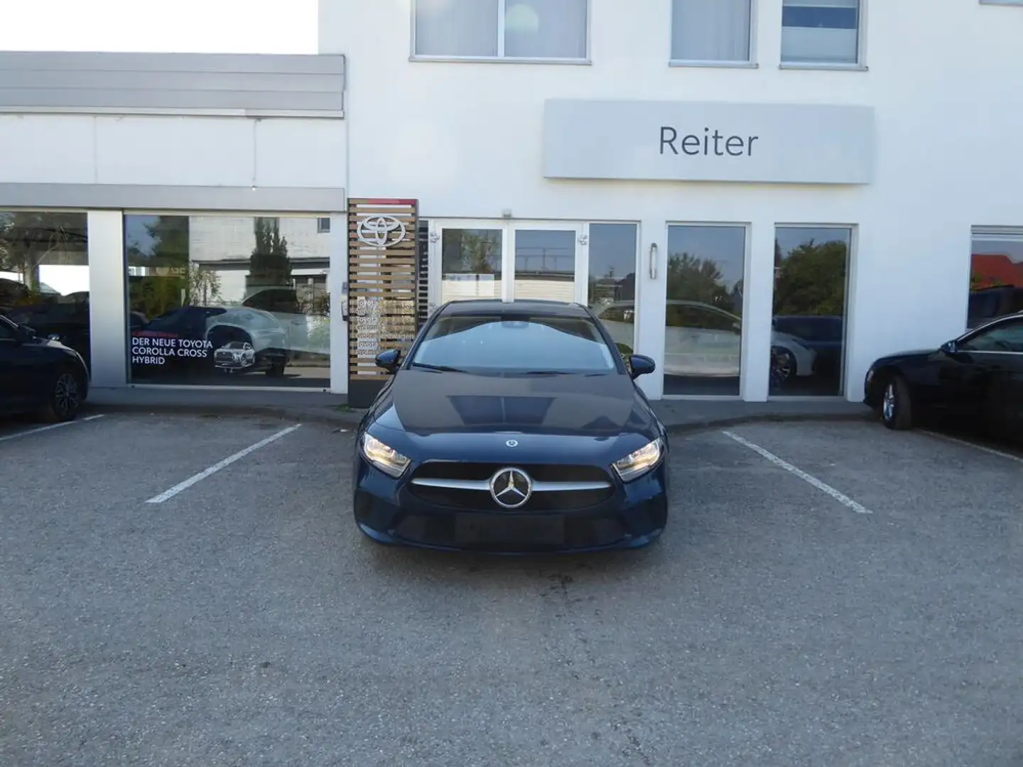 Mercedes-Benz A 200 d Aut. *KAMERA*SHZ* Blau - 1