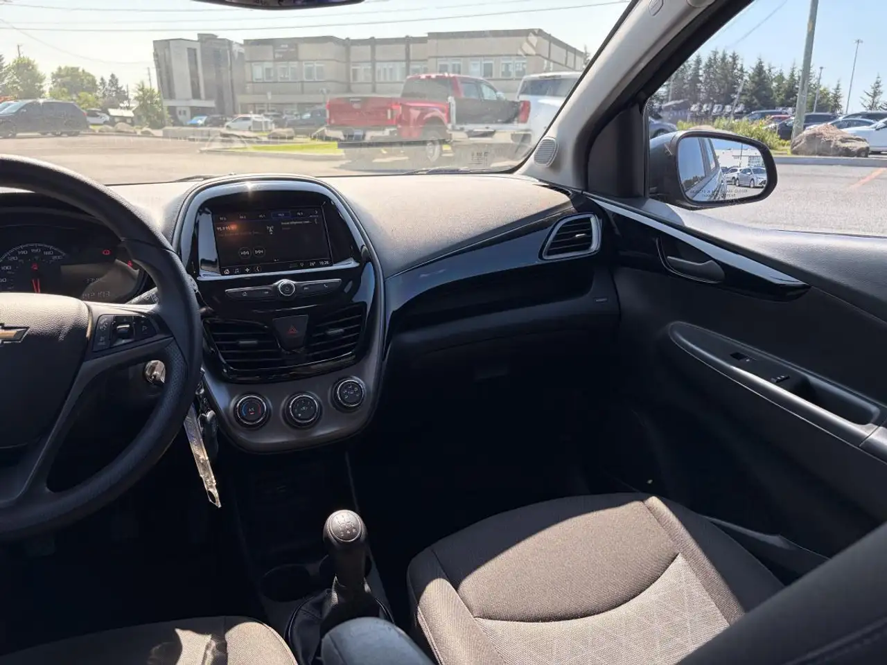 Chevrolet Spark снимка Chevrolet Spark