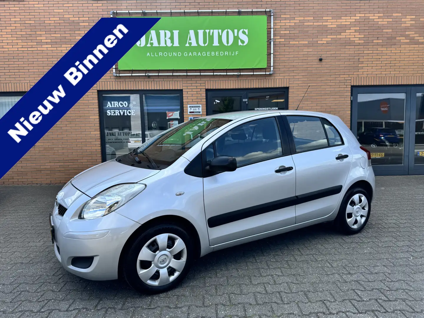 Toyota Yaris 1.0 VVTi Acces 5drs , Airco Grigio - 1