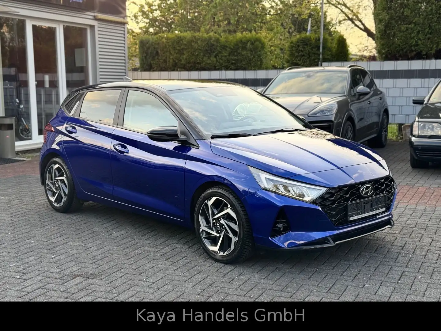 Hyundai i20 Intro Edition Navi/Kamera/Virtual Cockpit Černá - 2