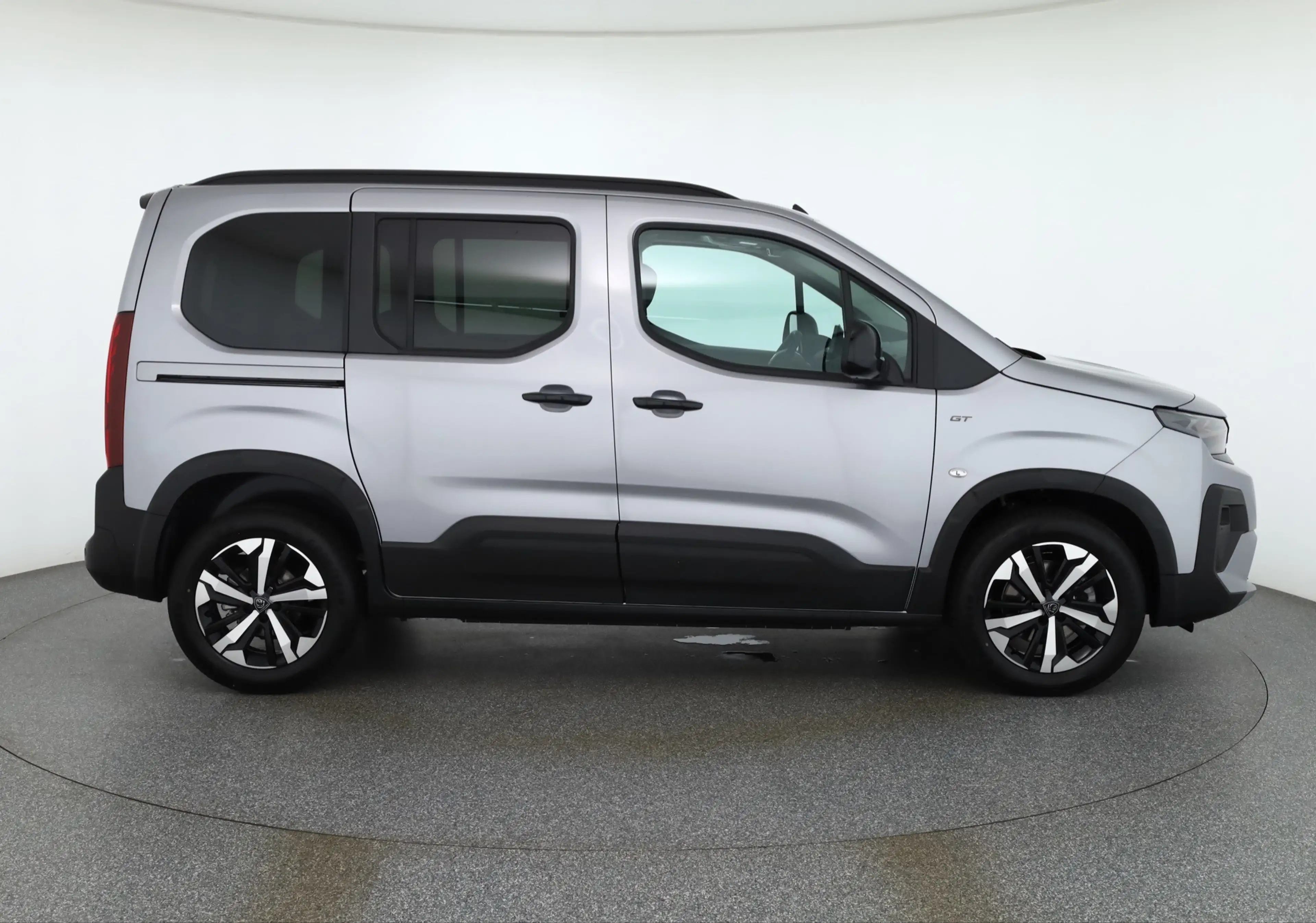 Peugeot Rifter GT 1.5 BlueHDi 130 Aut LED ACC Kamera — photo 6