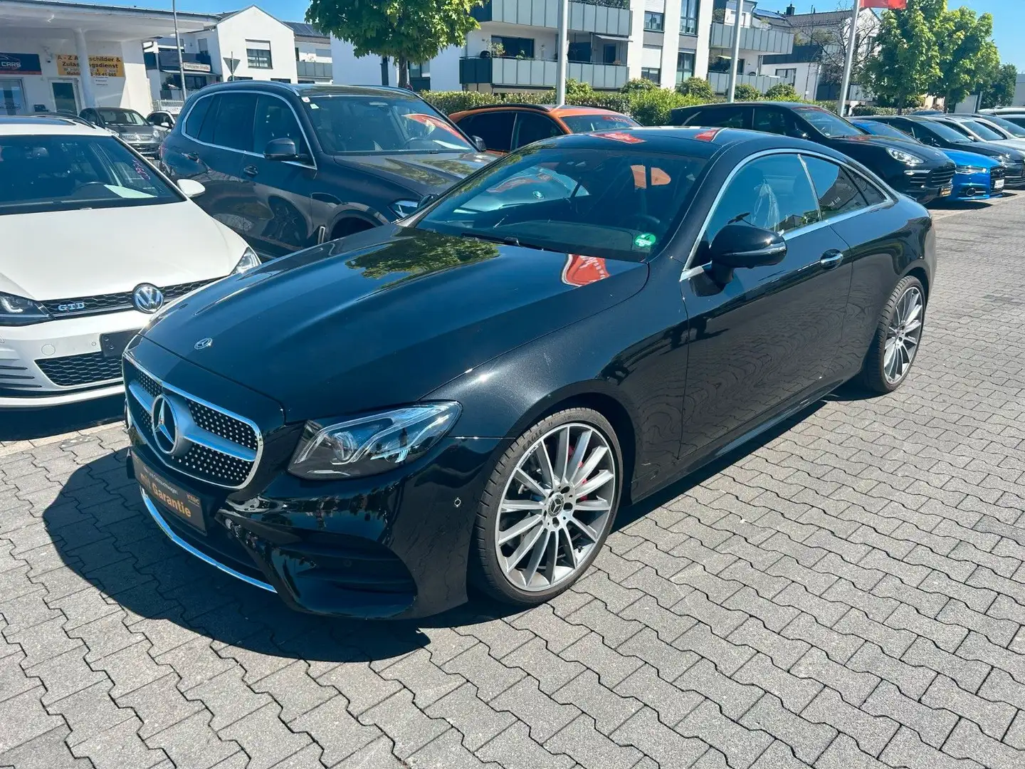 Mercedes-Benz E 350 E -Klasse Coupe E 350*AMG Line*Voll* Schwarz - 1
