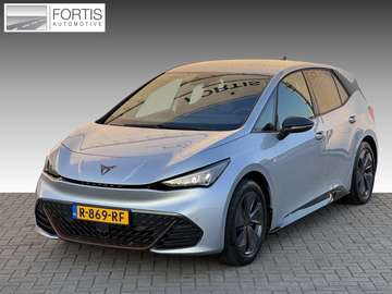 Business 62 kWh NL AUTO | CAMERA | CARPLAY | SOH 9