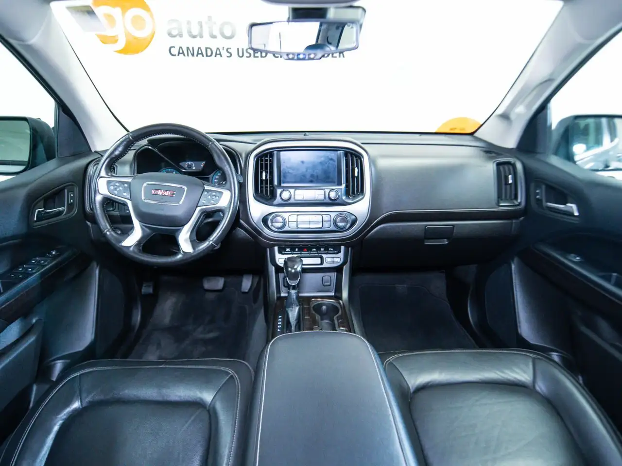GMC Canyon снимка GMC Canyon