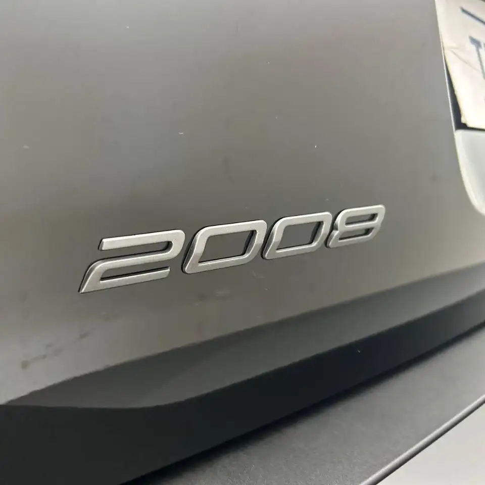 Peugeot 2008 PureTech 100 S&S Allure 35