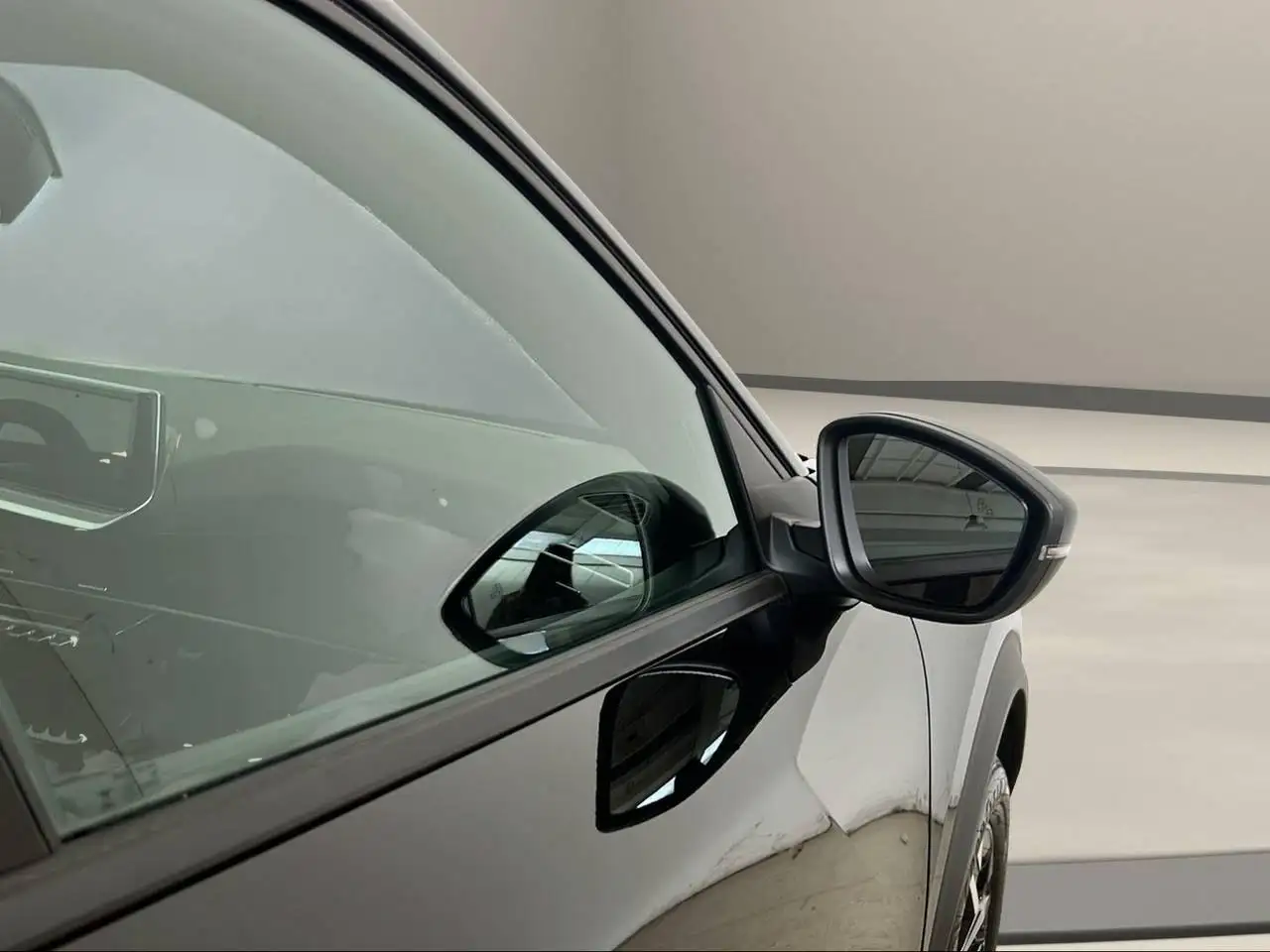 Peugeot 2008 PureTech 100 S&S Allure 37