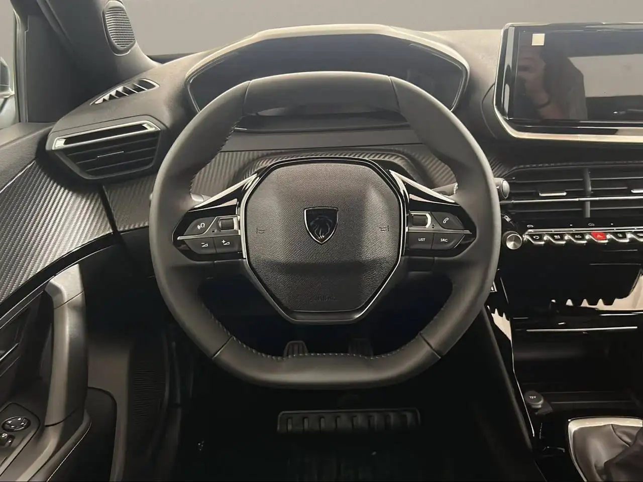 Peugeot 2008 PureTech 100 S&S Allure 14