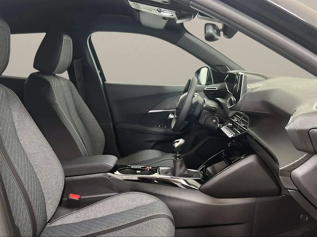 Peugeot 2008 PureTech 100 S&S Allure 11