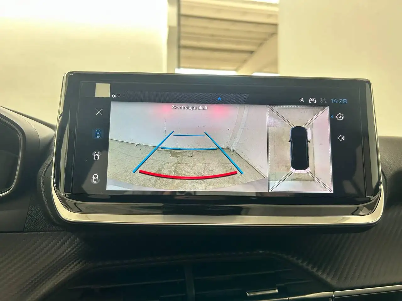 Peugeot 2008 PureTech 100 S&S Allure 23