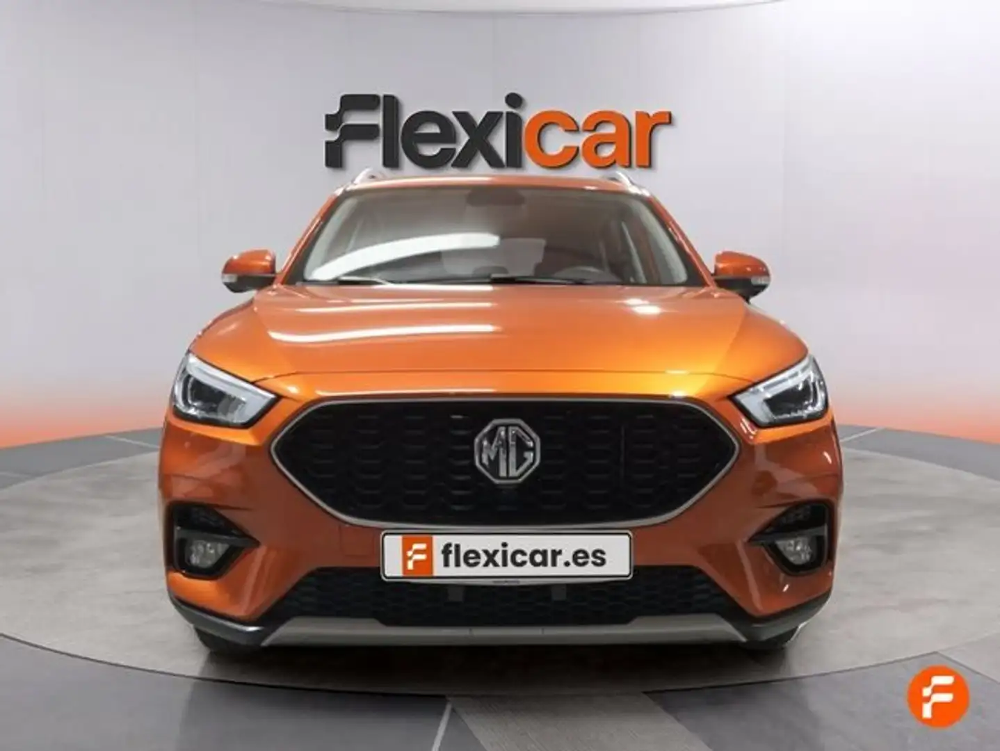 MG ZS 1.5 Luxury Naranja - 2