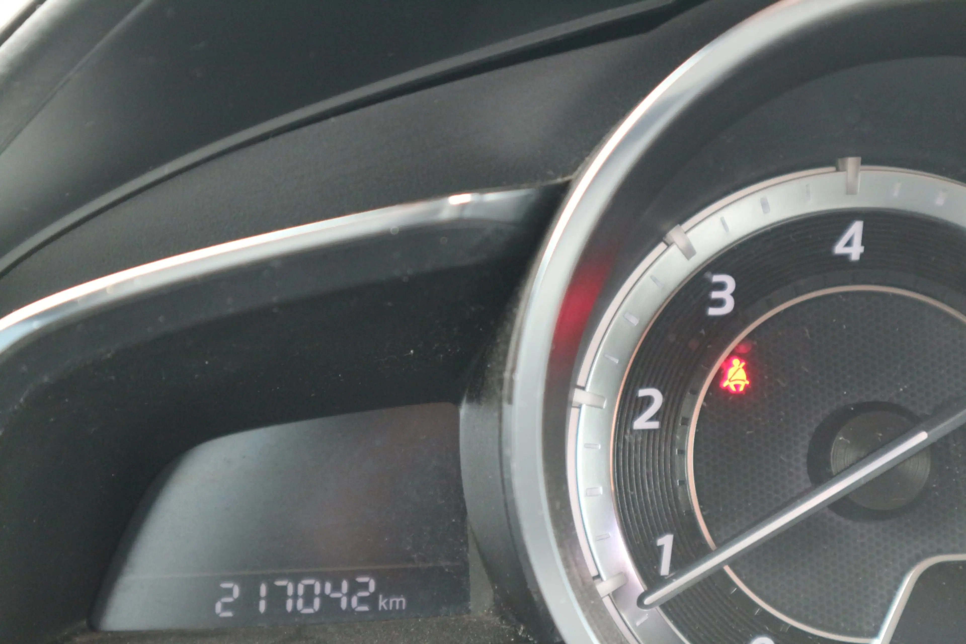 Mazda CX-3 1.5 SkyActiv-D 105 GT-M — photo 10