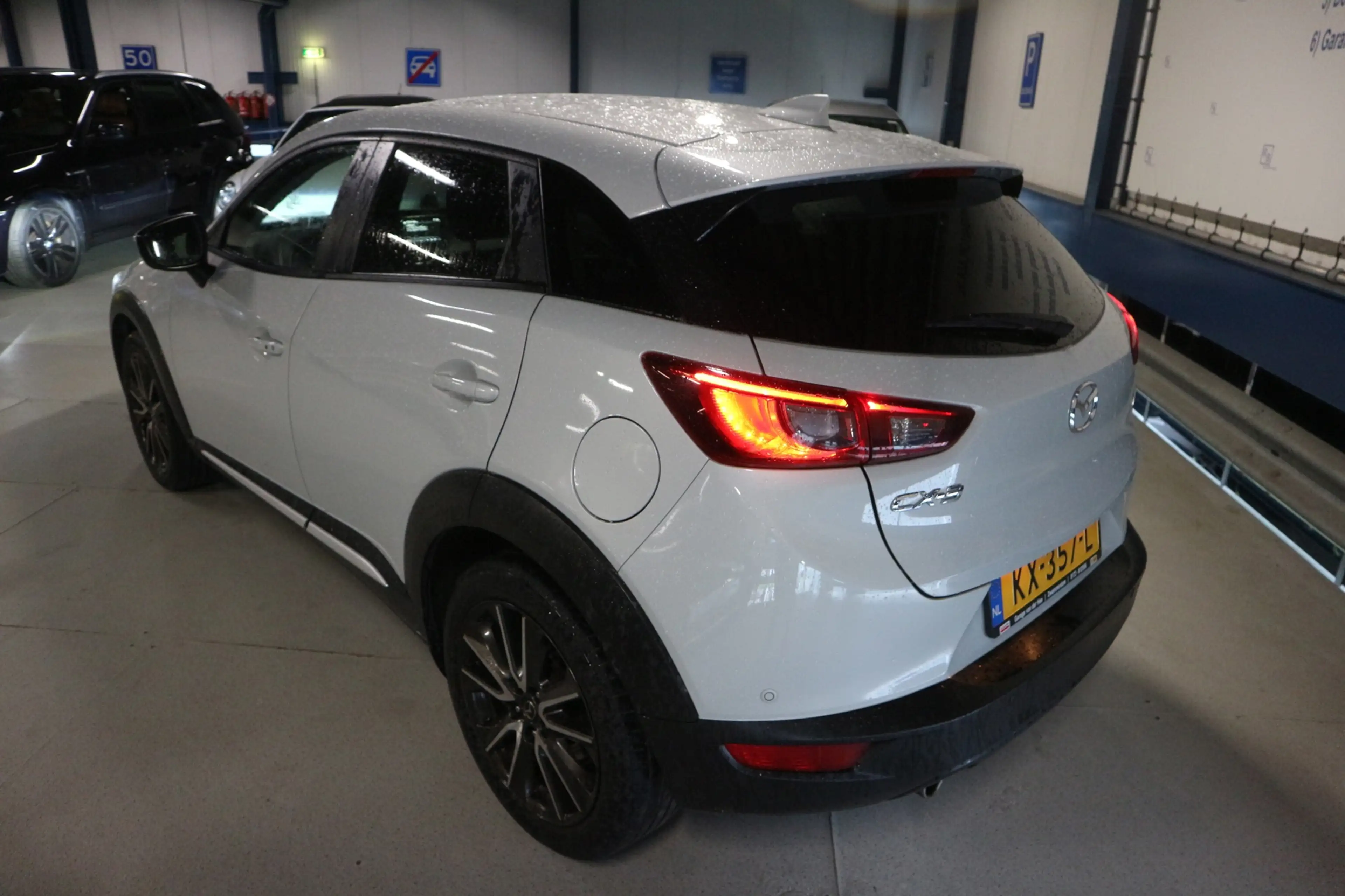Mazda CX-3 1.5 SkyActiv-D 105 GT-M — photo 12