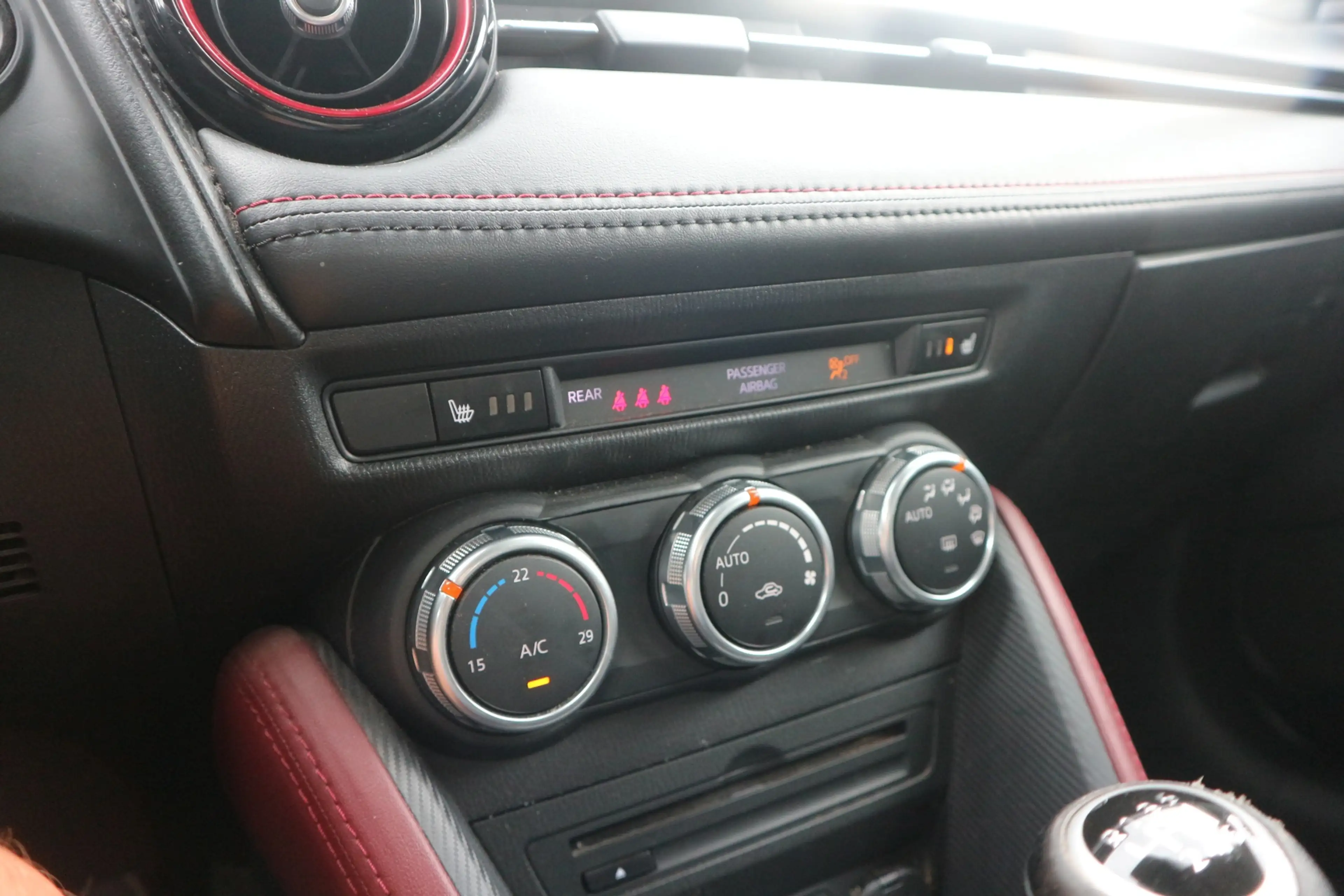 Mazda CX-3 1.5 SkyActiv-D 105 GT-M — photo 4