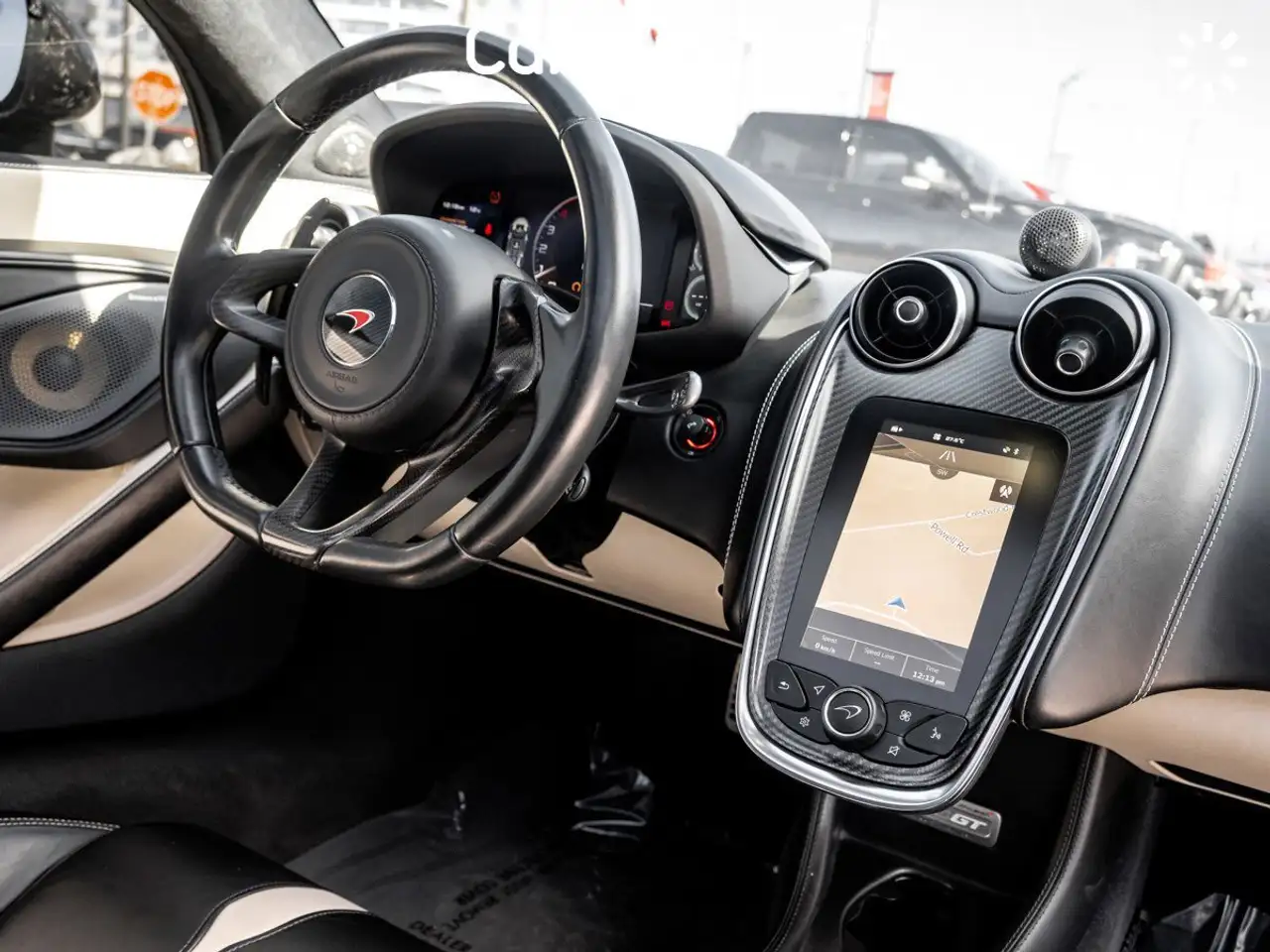 McLaren 570GT снимка McLaren 570GT