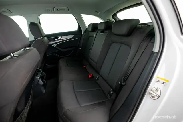 Audi A6 view 7