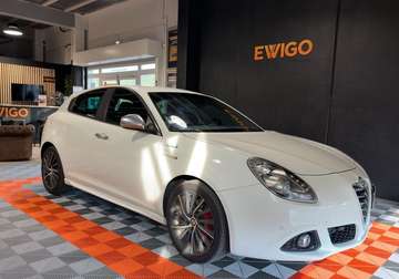 EXECUTIVE SPORTIVA 1.4 TB MultiAir 170 Ch TCT EXCLUSIVE PACK SPROTIVA LOOK QUADIFOGLIO VERDE