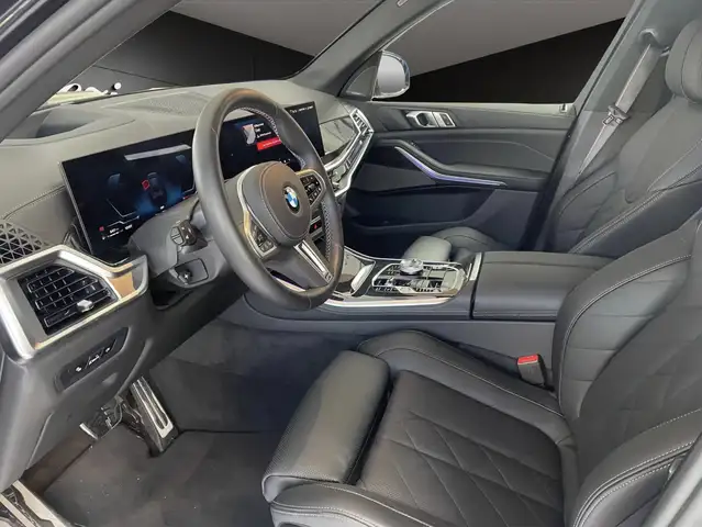 BMW X5 view 5