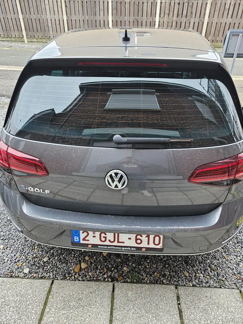 Volkswagen e-Golf e-Golf Grijs - 2