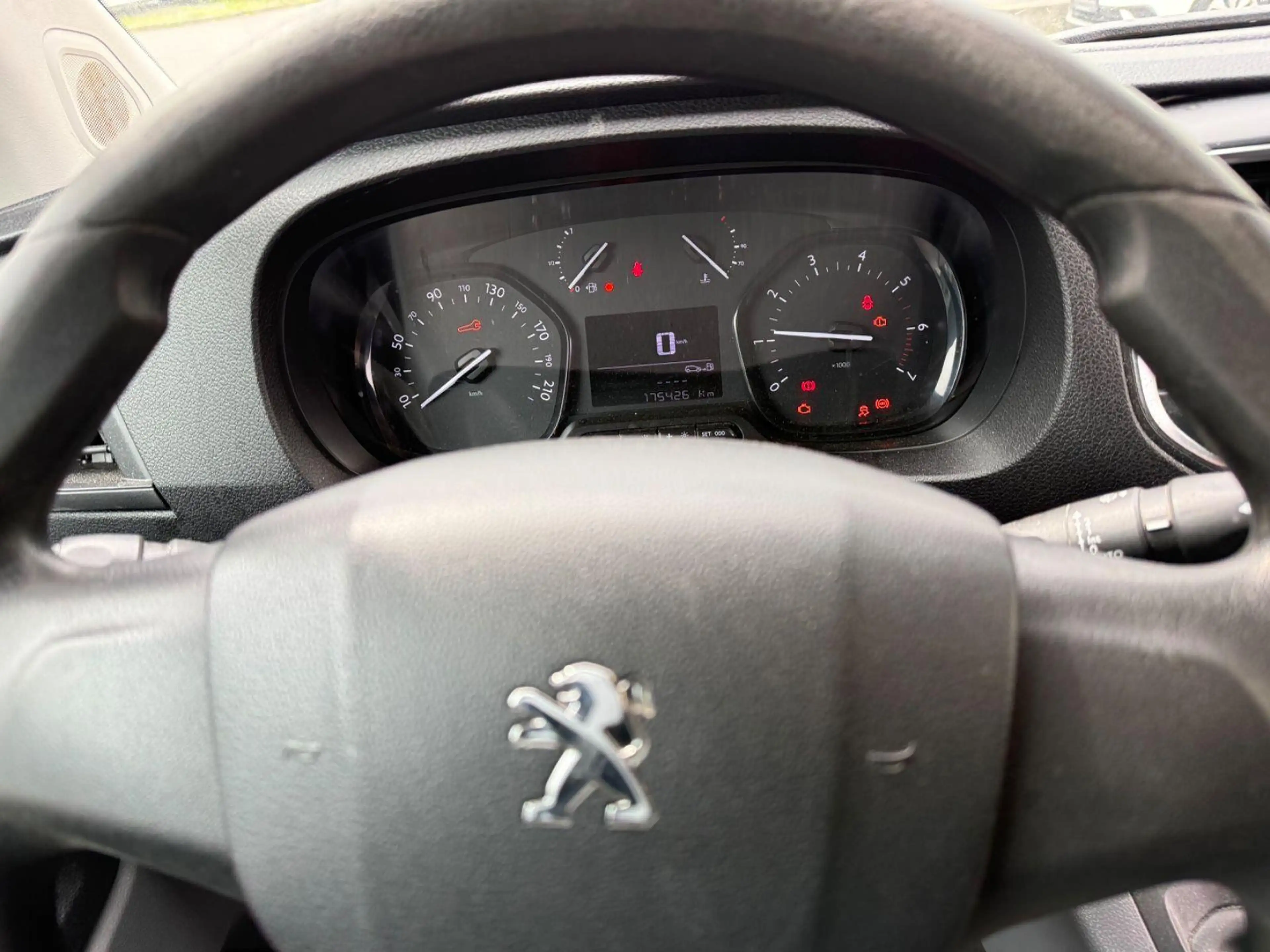 Peugeot Expert *Kasten*Premium L2*Klima*Tempo* — photo 10